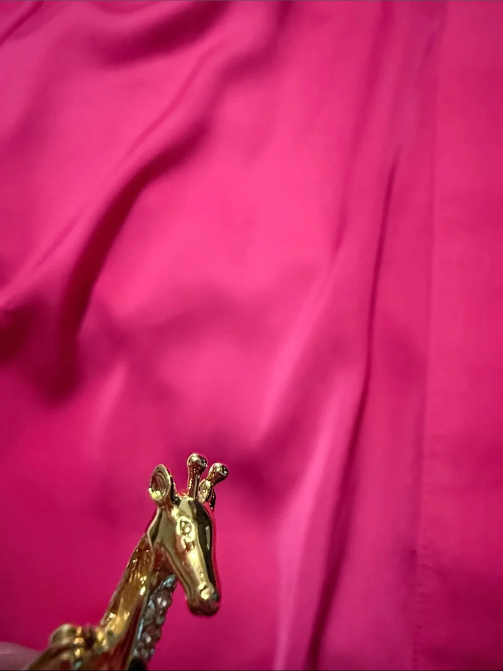 Vintage gold tone enamel  Giraffe Brooch with rhinestones